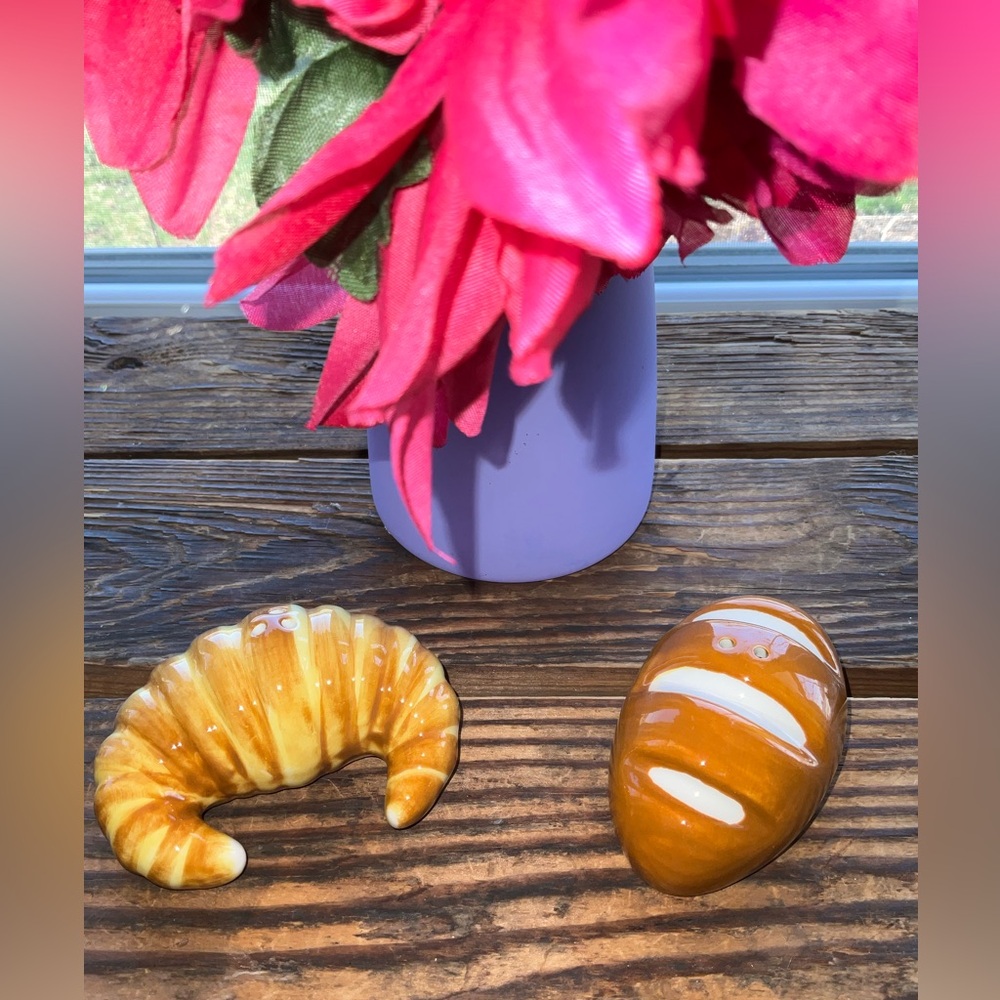 Ceramic Croissant and Bread Figural Salt and Pepper Shaker Set - New